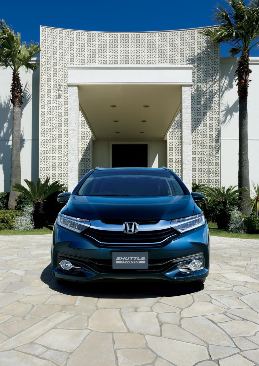  Honda Shuttle Hydrid 2015 года  (фото 16 из 19)